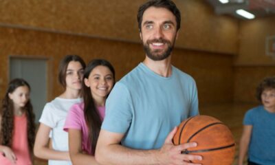 Chilean Coach That Promotes Sport and Education Program