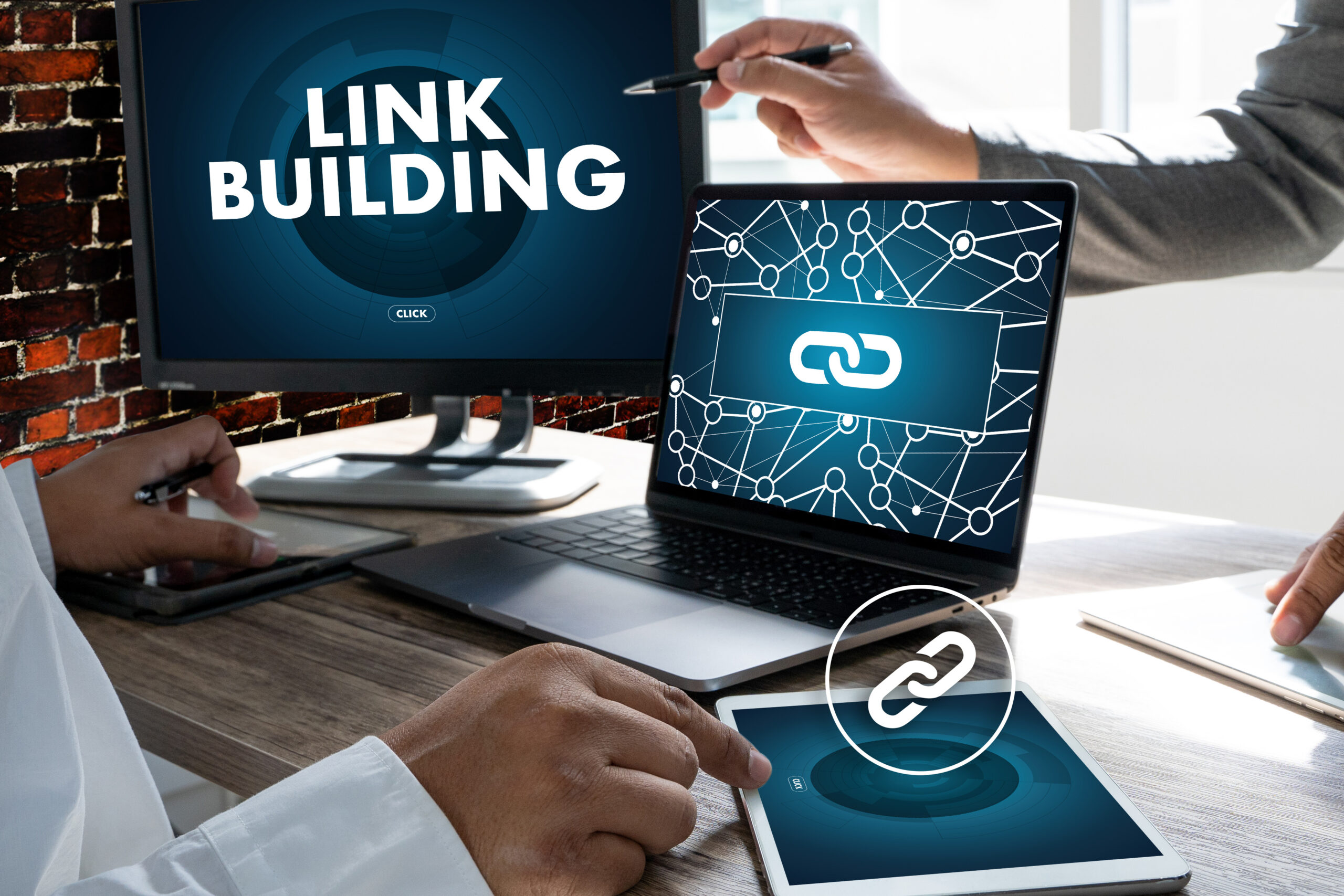 Building Stronger Connections: The Art of Effective Link Building