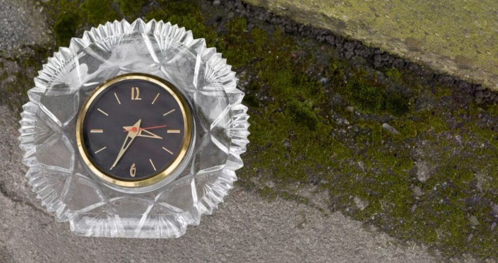 Discover the Beauty of Marble Nakashi Wall Clock Designs
