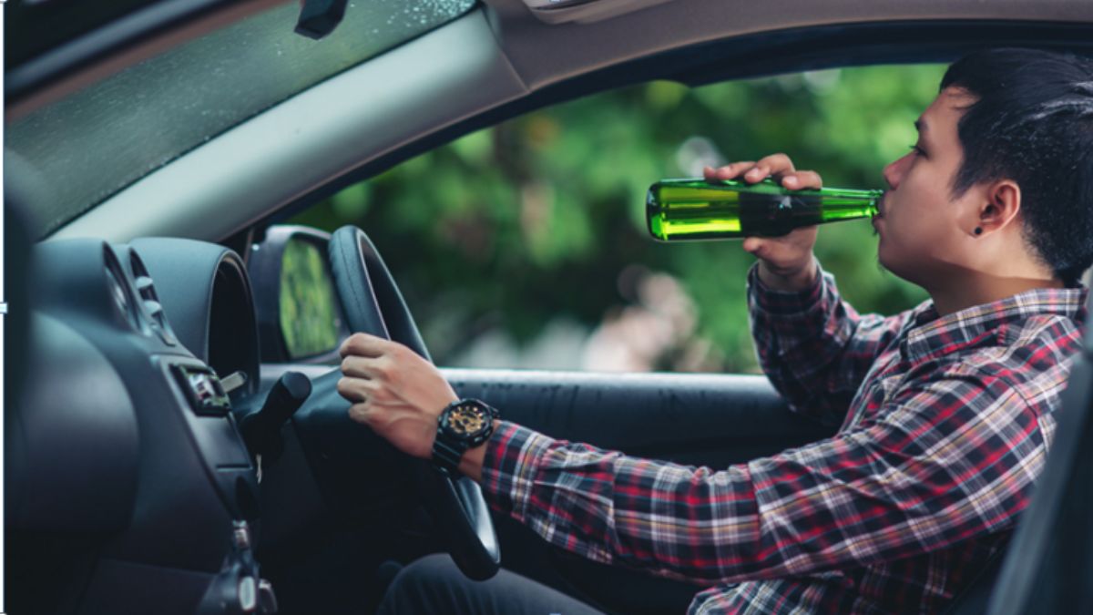 How To Identify the Signs of a Drunk Driver