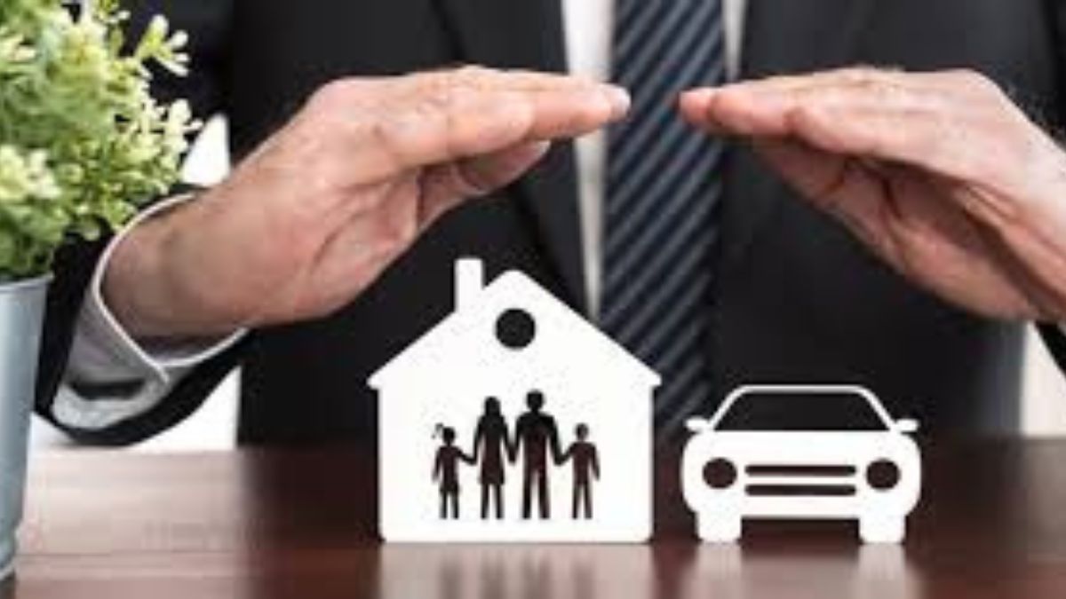 The Benefits of Bundling Home and Auto Insurance