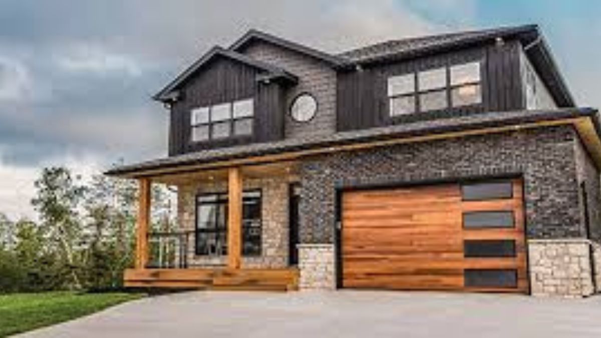 The Benefits of Upgrading Your Garage Doors: A Smart Investment