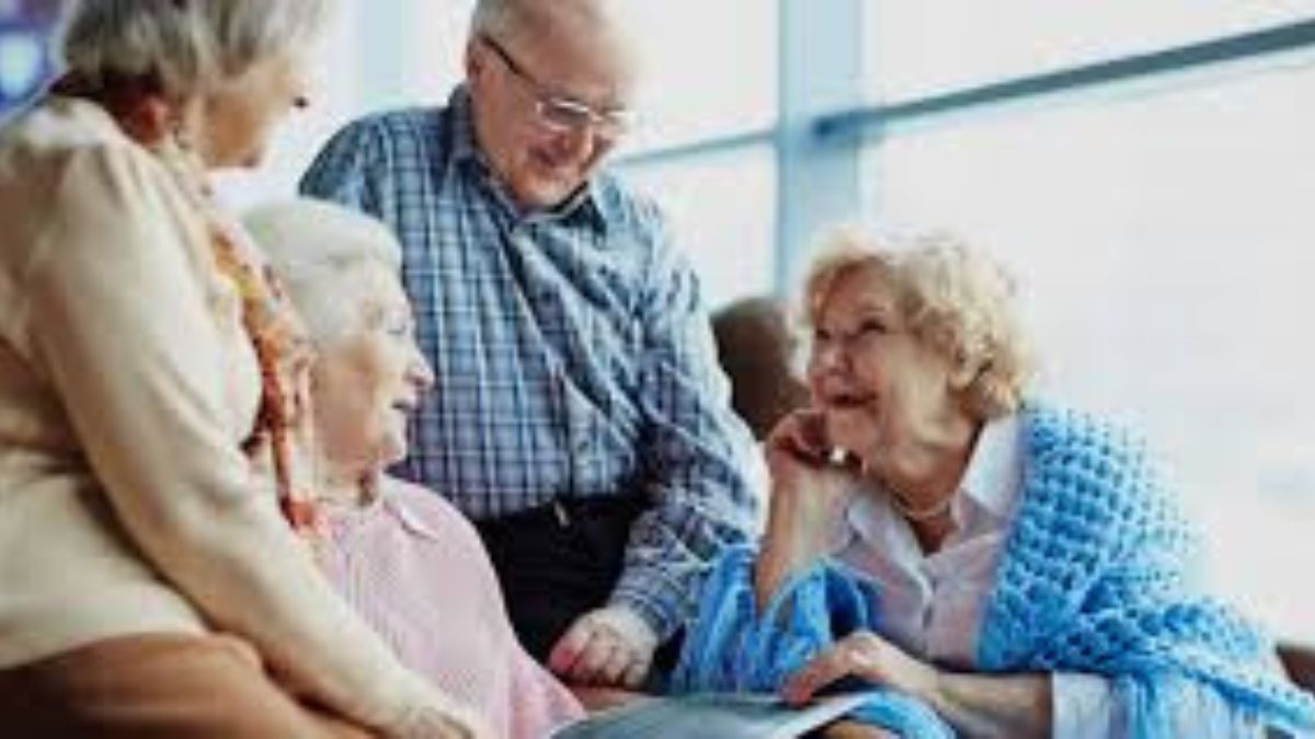 The Benefits of Elderly Living Communities: What You Need to Know